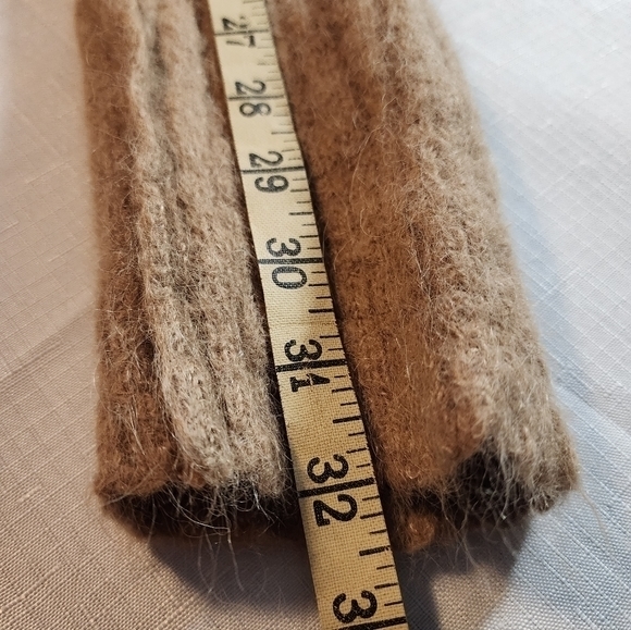 Free People Women's Tan Alpaca Blend Crew Neck Crop Sweater Size Medium - Picture 7 of 14